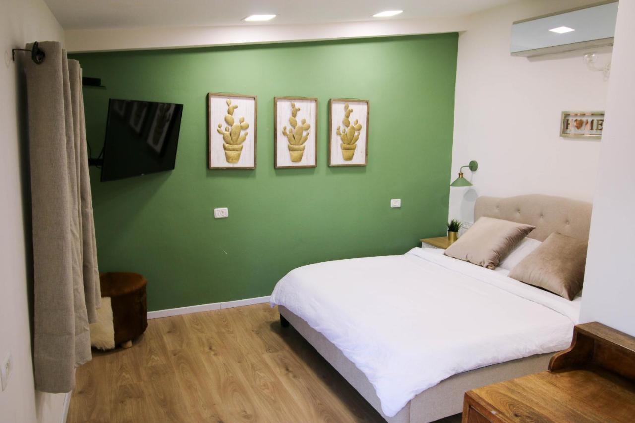 Eshel Mansion - Boutique Suites بئر السبع المظهر الخارجي الصورة